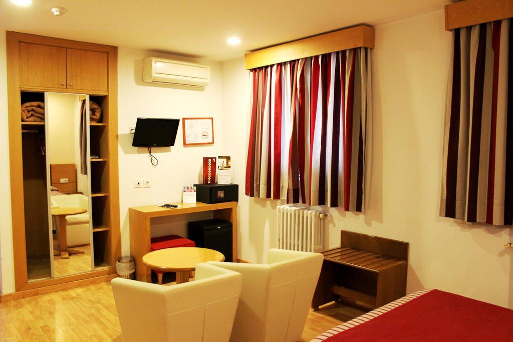 Hotel Amic Colon Palma Kültér fotó