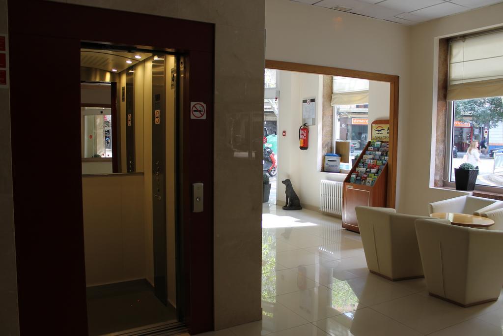 Hotel Amic Colon Palma Kültér fotó
